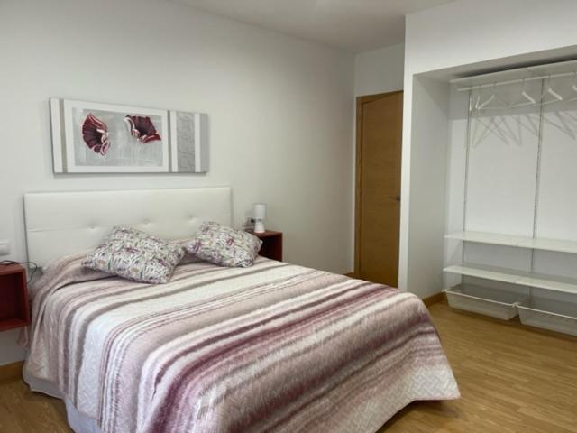 Apartamentos Turisticos Los Barruecos Caceres Exterior photo